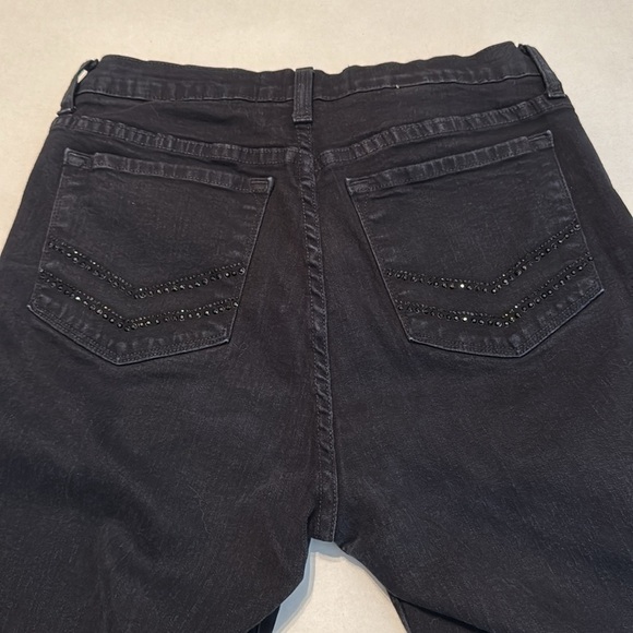 NYDJ Black Marilyn Straight Jeans with Rear Pocket Embellishment Size 10 - Picture 12 of 14